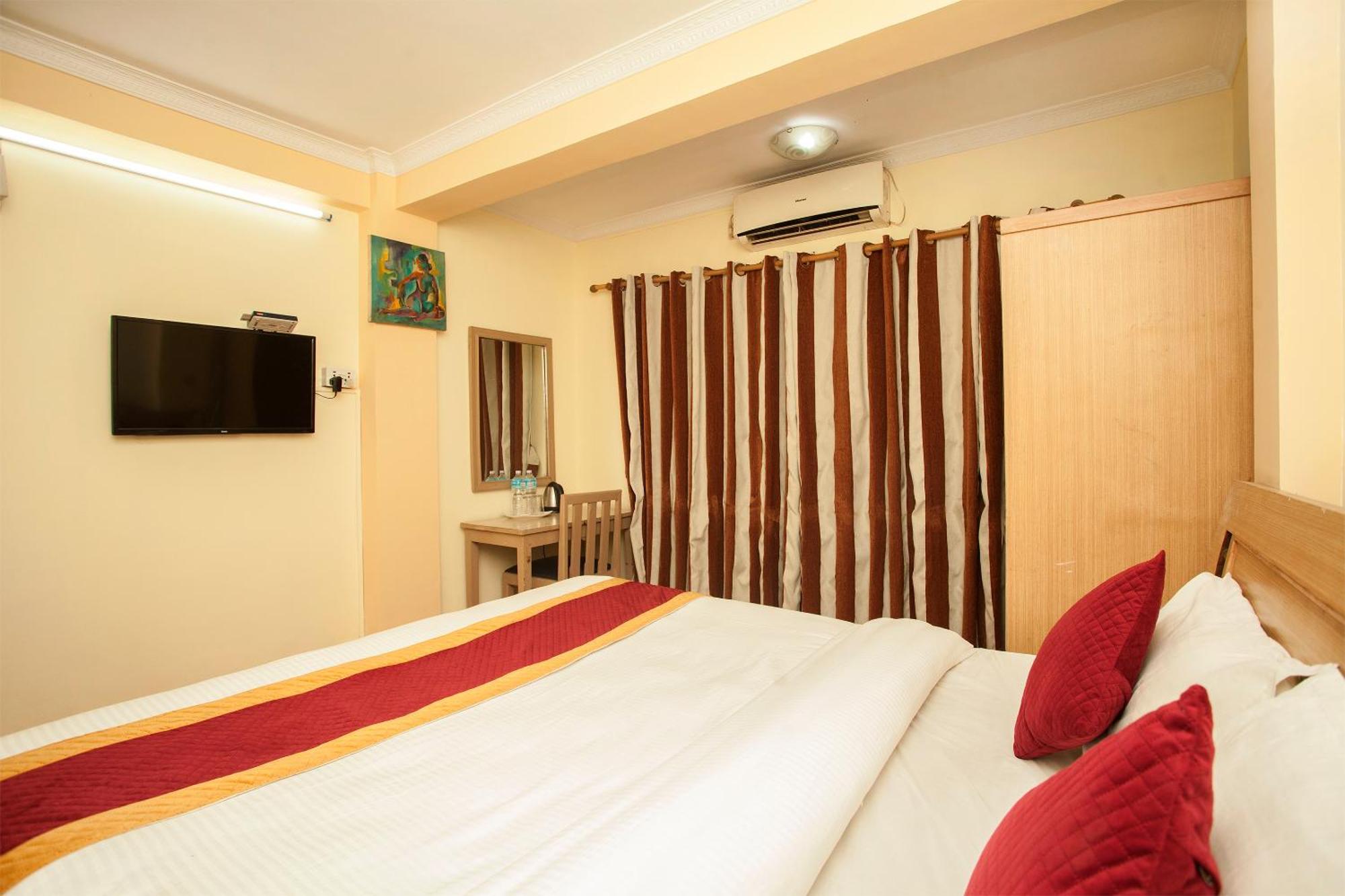 Hotel Mountain Gateway Kathmandu Exterior photo