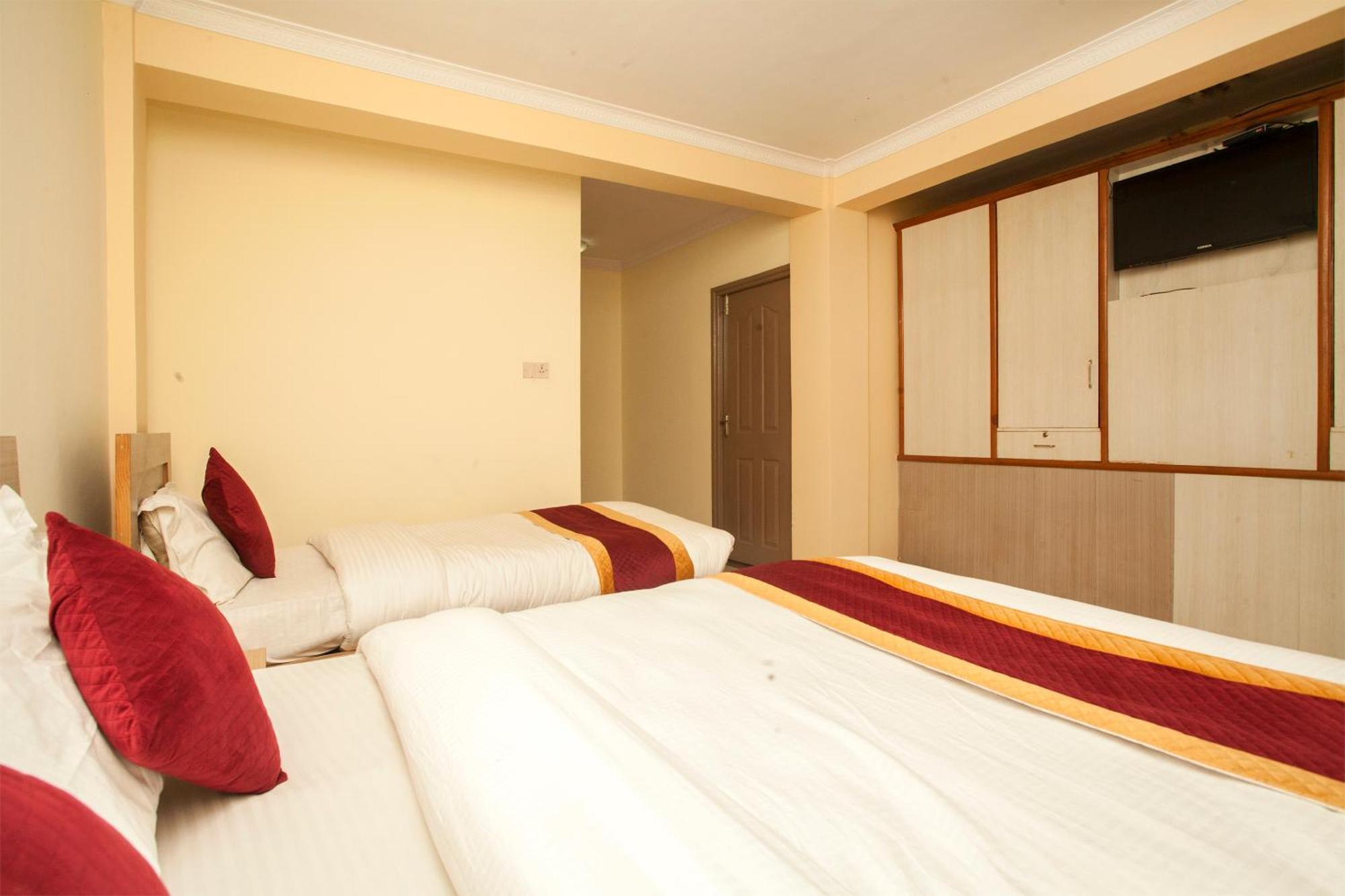 Hotel Mountain Gateway Kathmandu Exterior photo