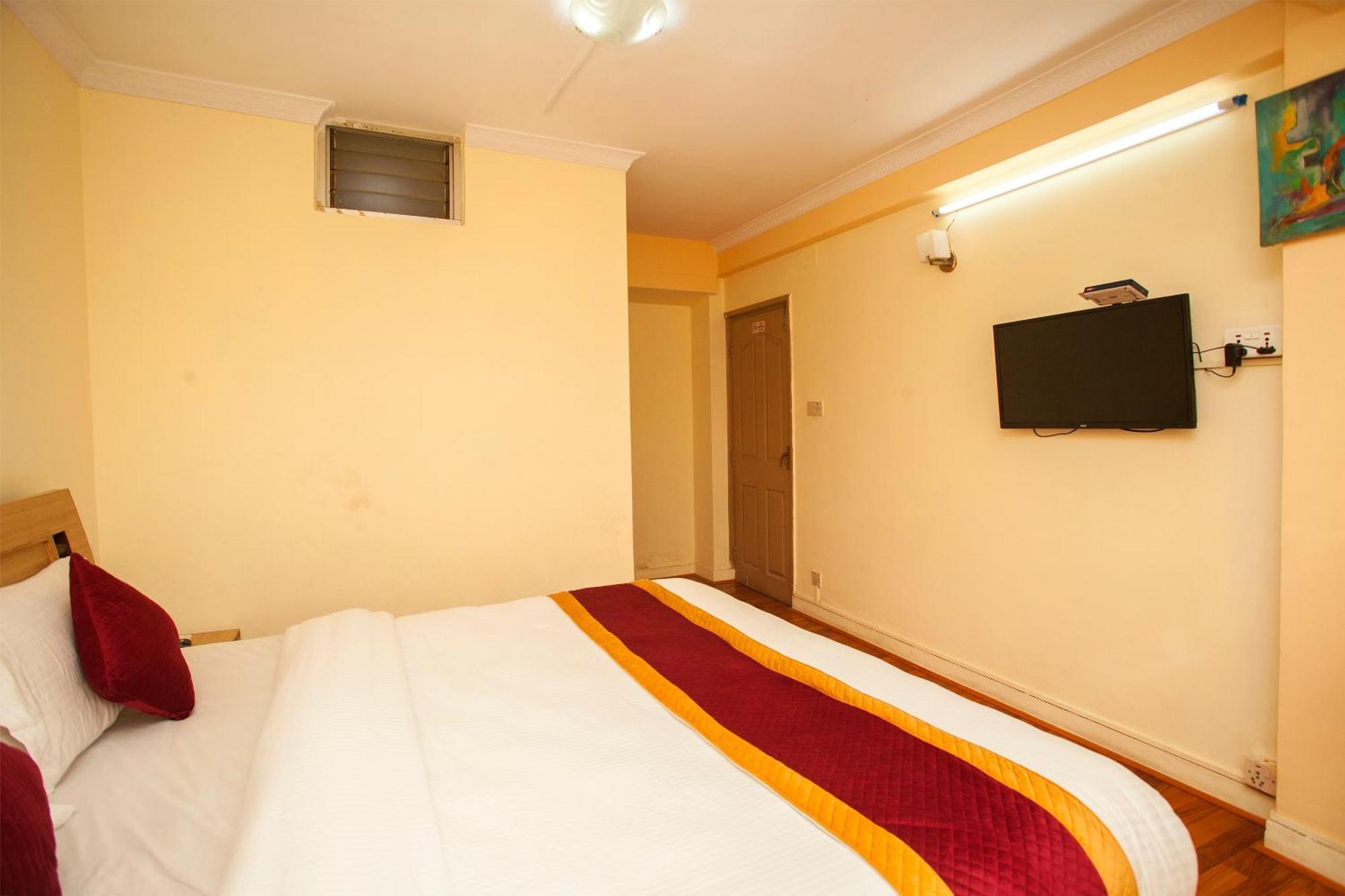 Hotel Mountain Gateway Kathmandu Exterior photo
