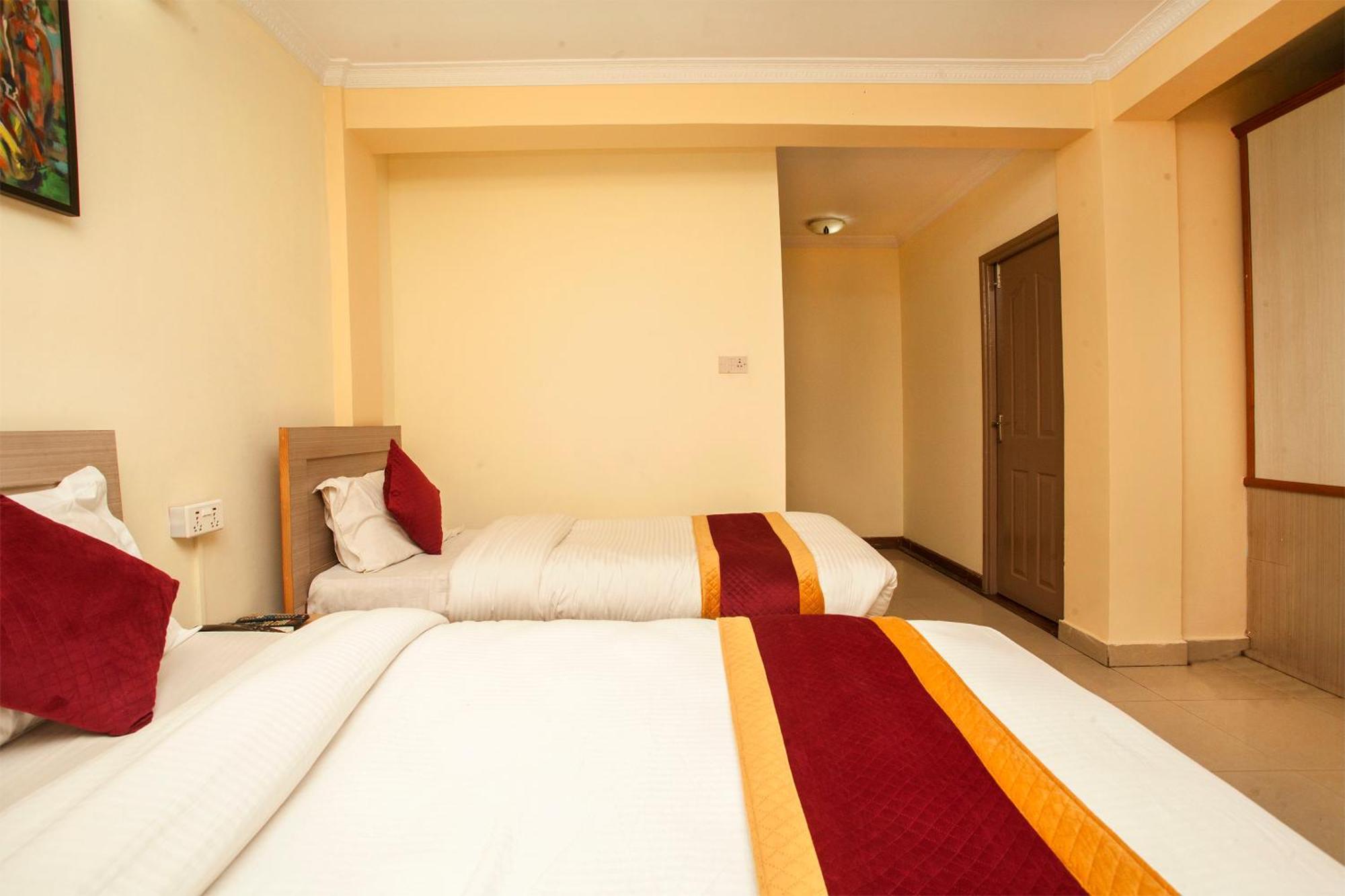 Hotel Mountain Gateway Kathmandu Exterior photo